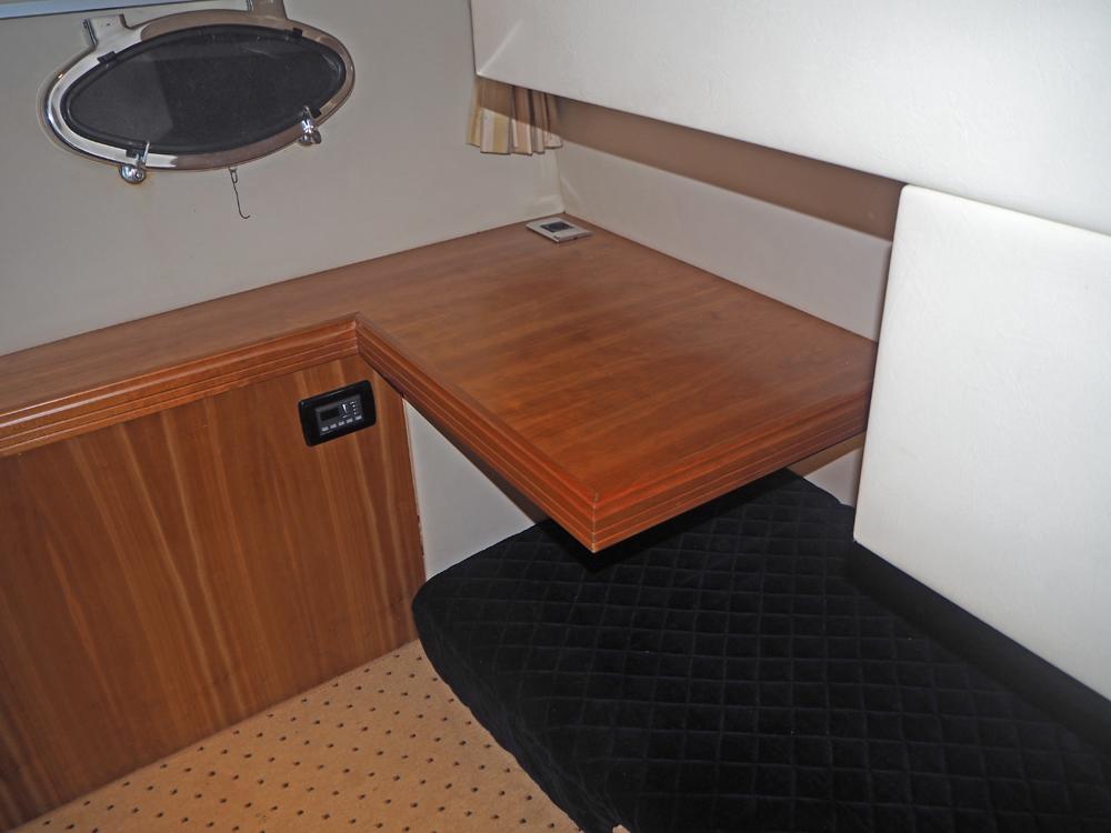 Cabin en avant, H&eacute;bergements